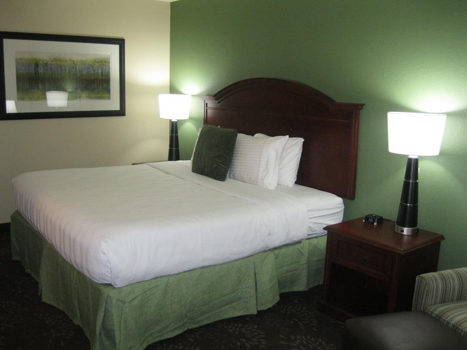 Best Western Plus New Ulm Bagian luar foto