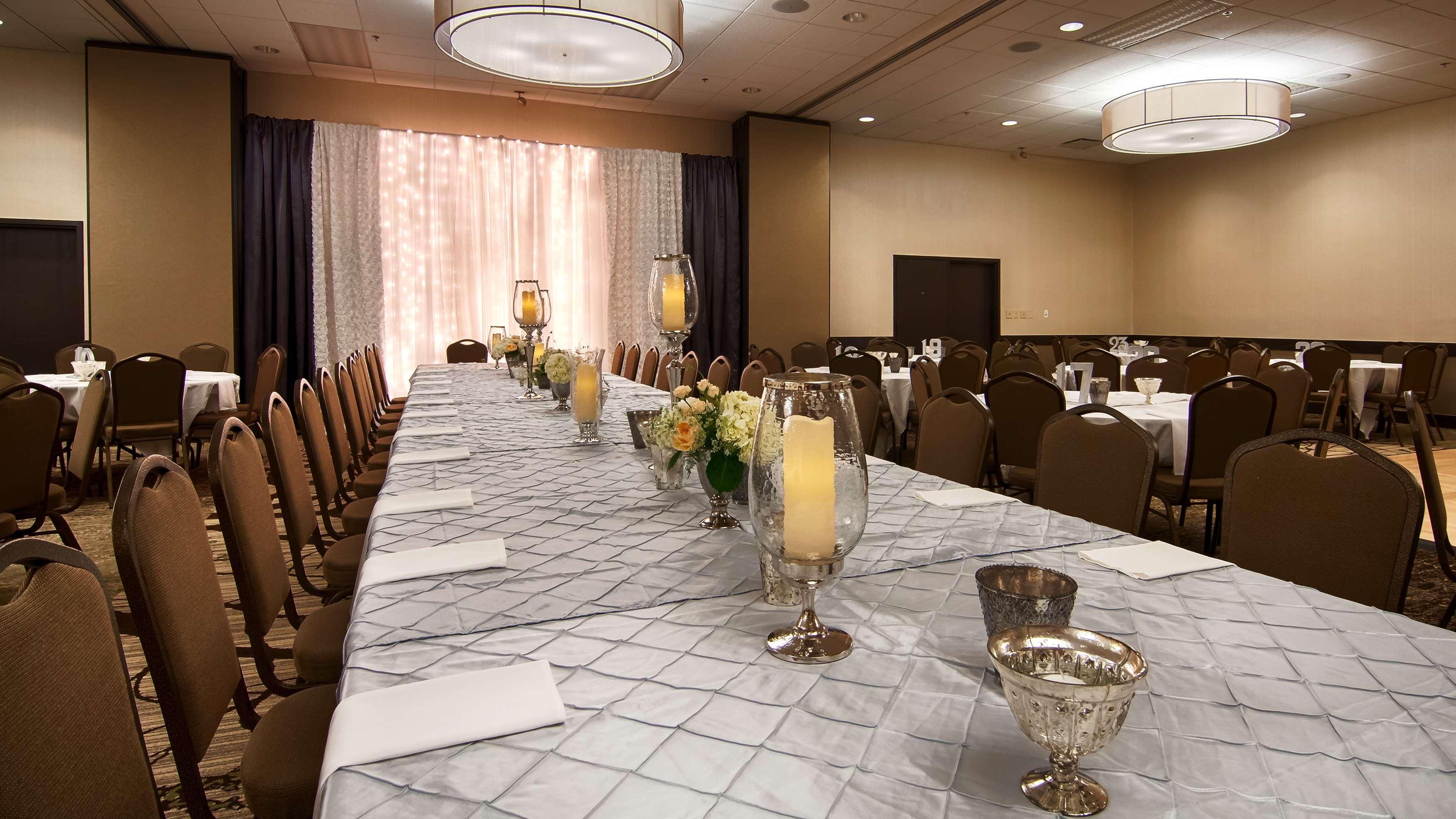 Best Western Plus New Ulm Bagian luar foto