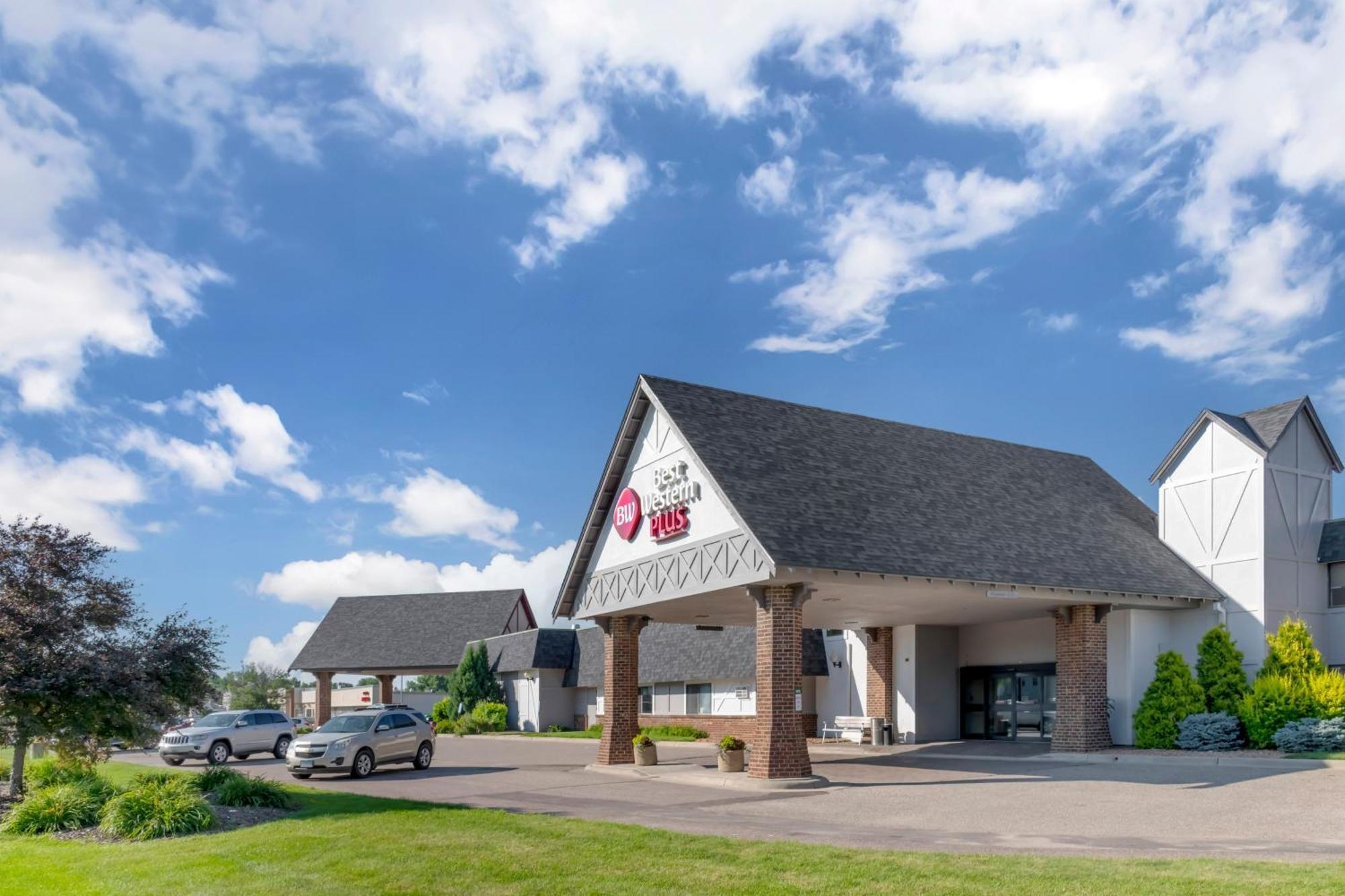 Best Western Plus New Ulm Bagian luar foto