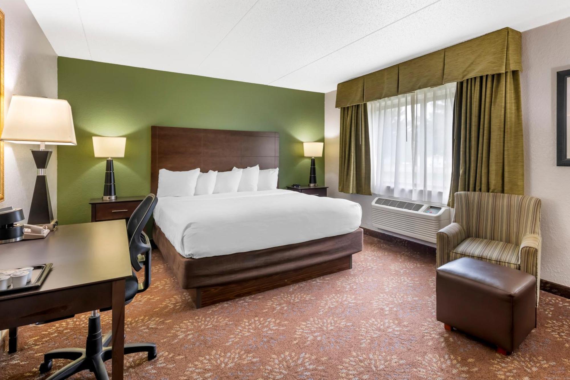 Best Western Plus New Ulm Bagian luar foto