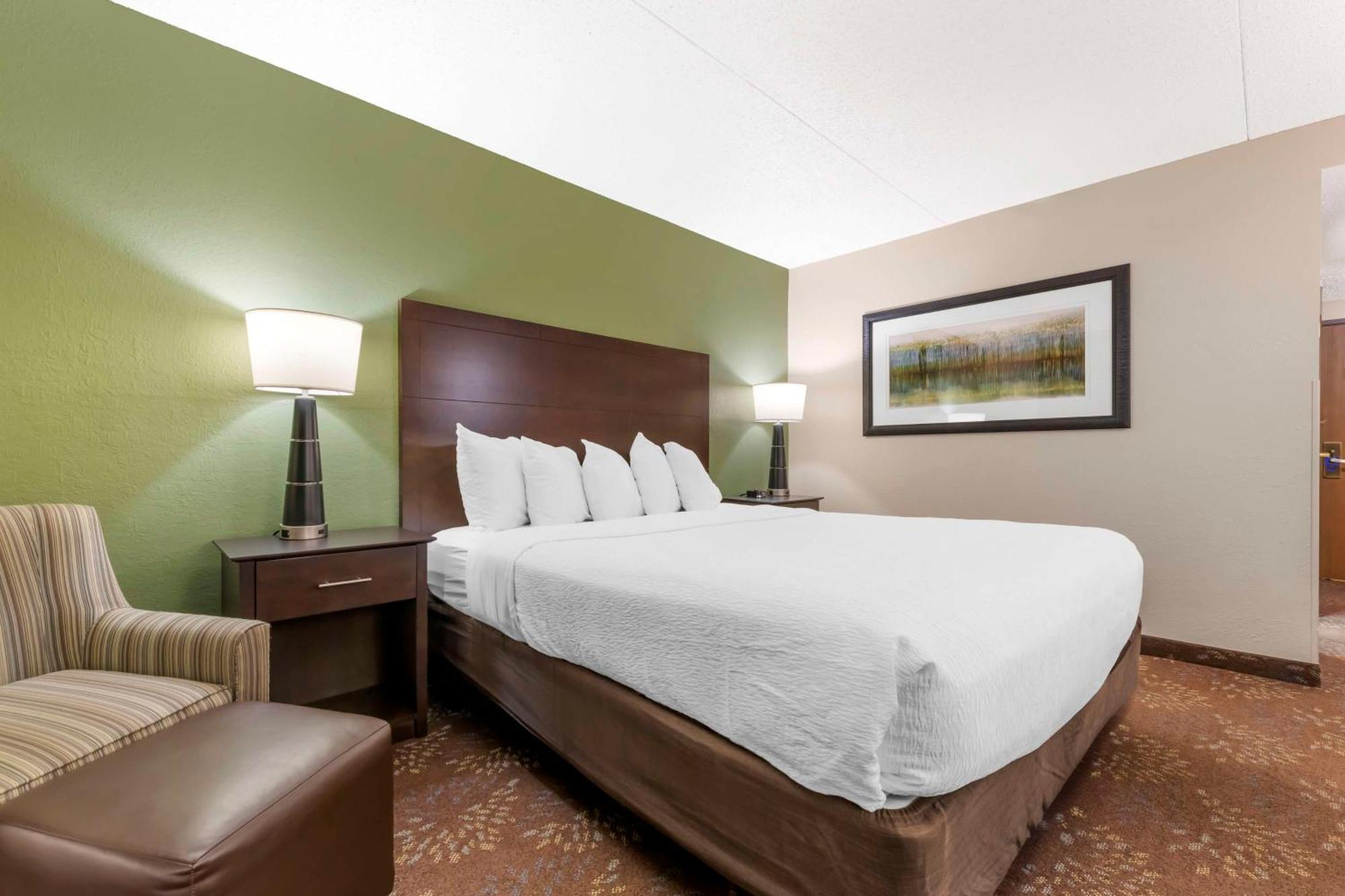Best Western Plus New Ulm Bagian luar foto