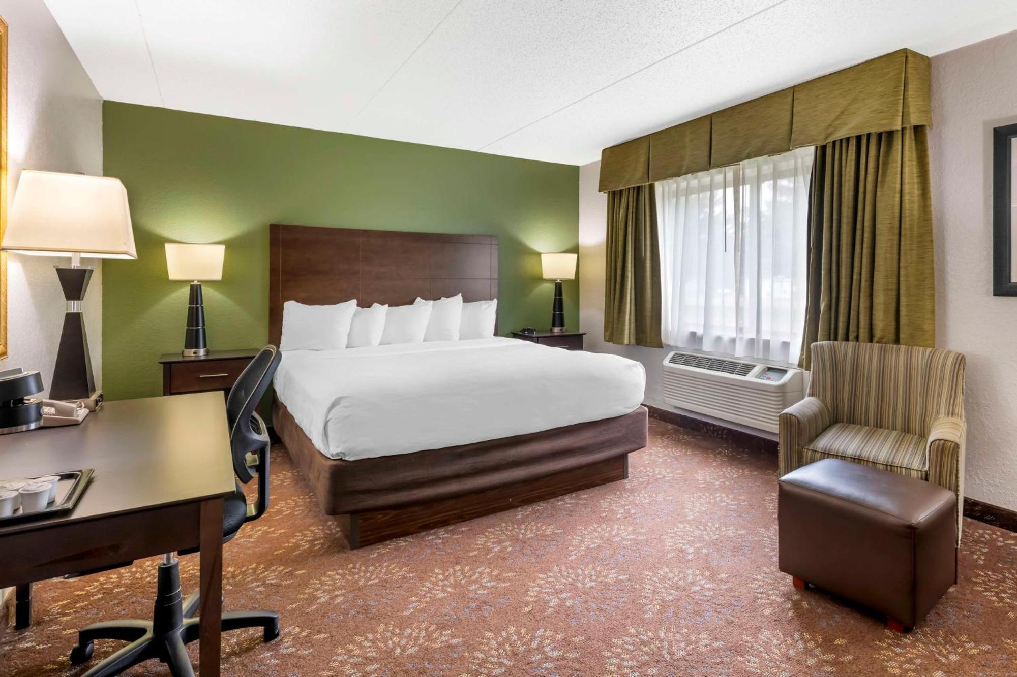 Best Western Plus New Ulm Bagian luar foto