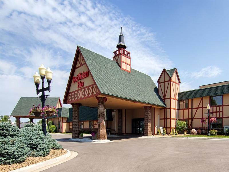 Best Western Plus New Ulm Bagian luar foto