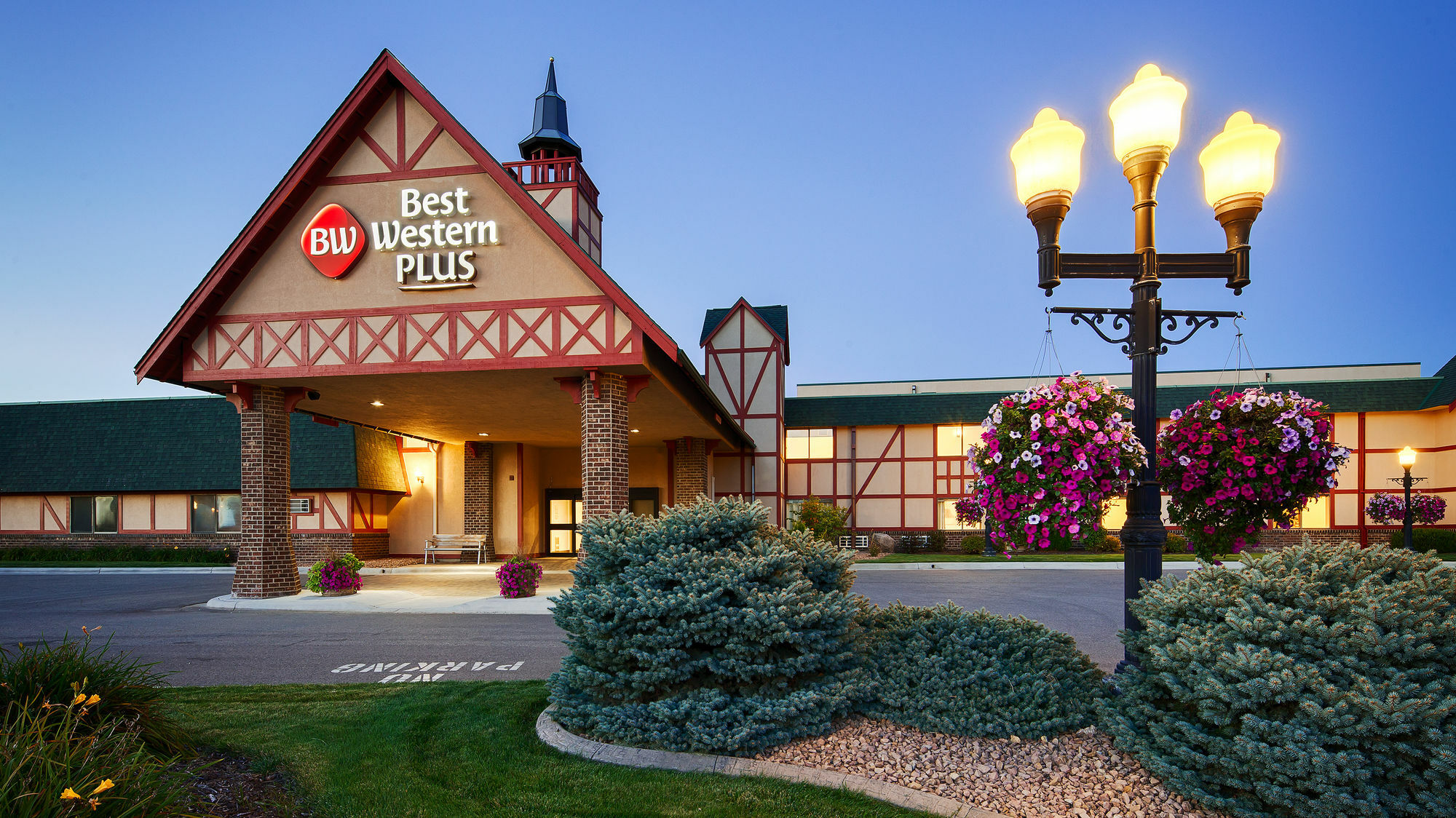 Best Western Plus New Ulm Bagian luar foto
